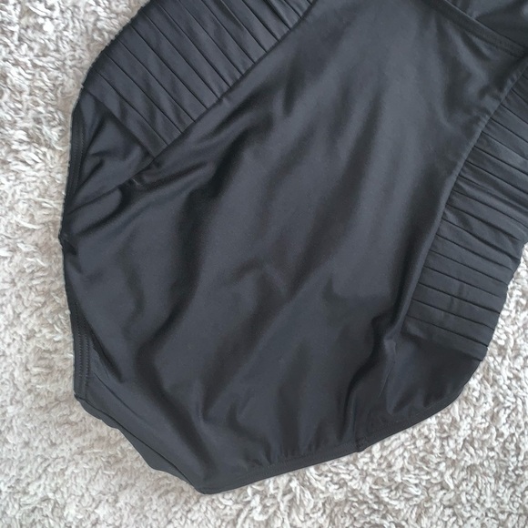 NWOT CALVIN KLEIN Side Pleated One piece swing sui - Picture 9 of 10